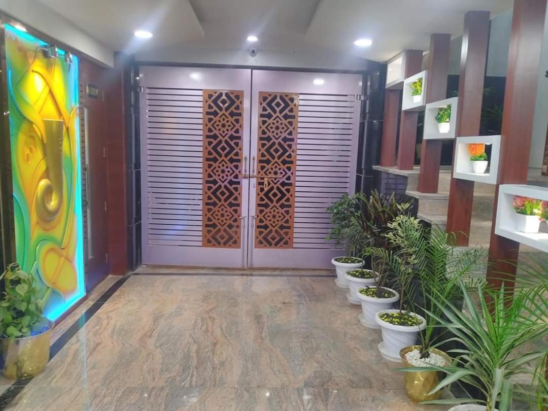 Hotel Sjr Varanasi Dış mekan fotoğraf