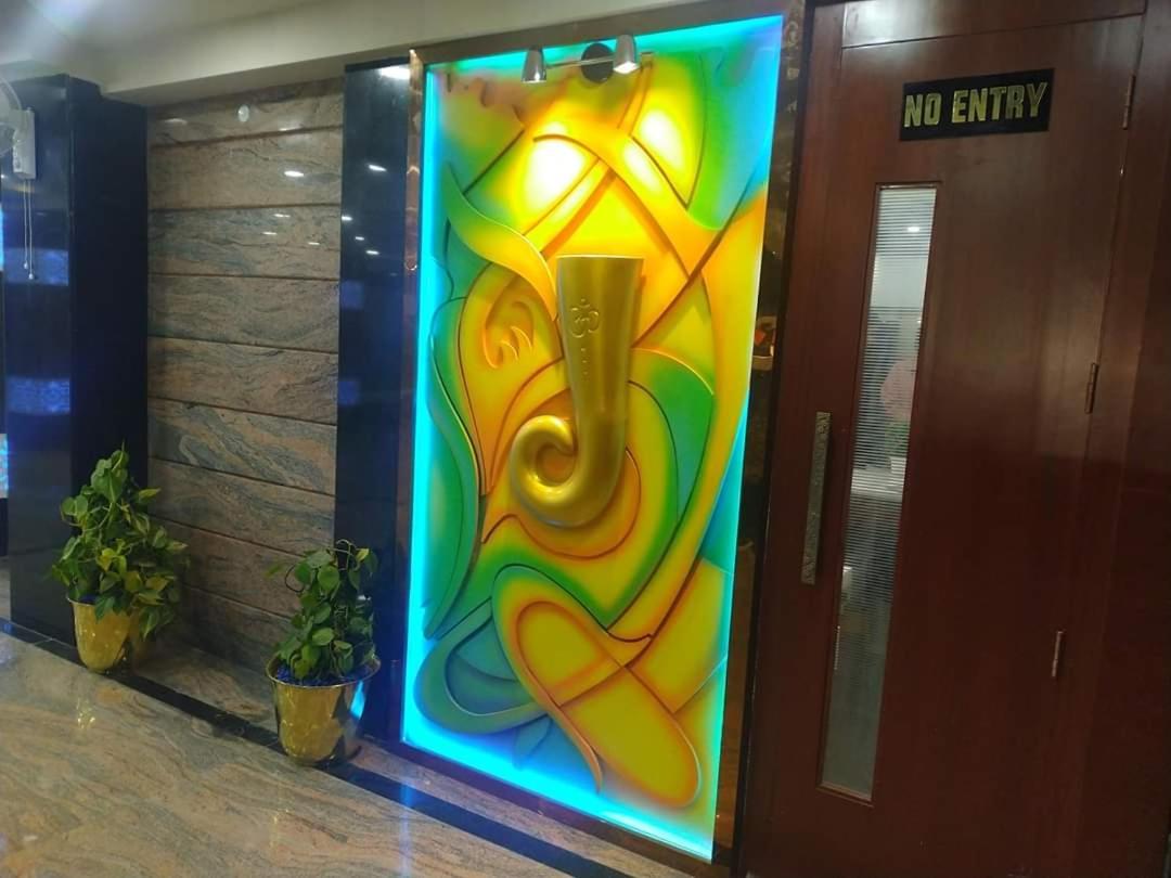 Hotel Sjr Varanasi Dış mekan fotoğraf