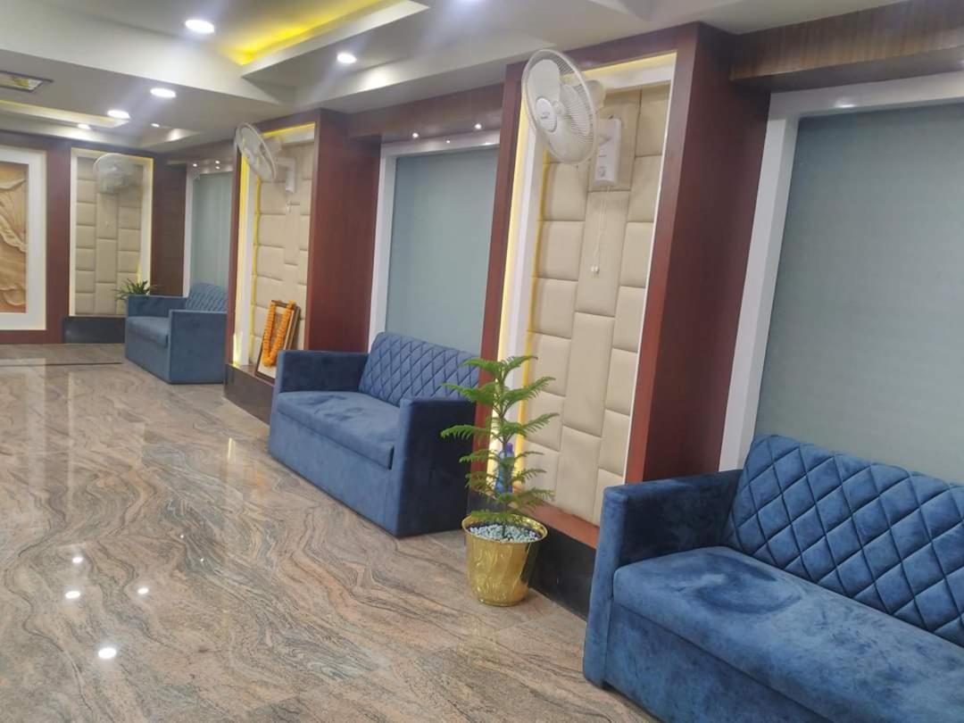 Hotel Sjr Varanasi Dış mekan fotoğraf
